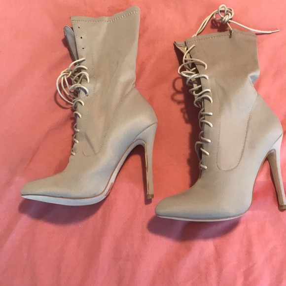Lace up booties - Picture 2 of 4